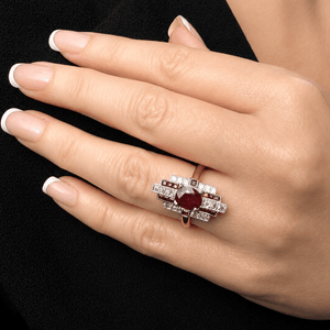 ART DECO PIGEON BLOOD RUBY & DIAMOND RING 18ct GOLD