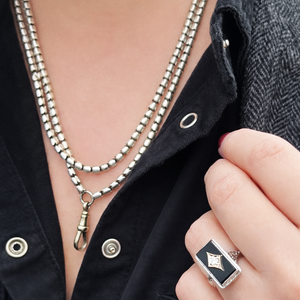 ART DECO c1930 ONYX & DIAMOND COCKTAIL RING 18ct WHITE GOLD