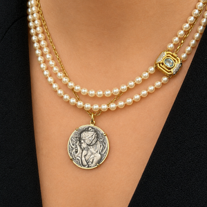 VINTAGE DOUBLE STRAND PEARLS TOPAZ & DIAMOND CLASP 18ct GOLD