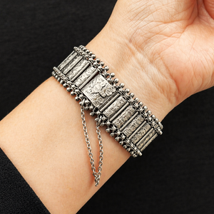 VICTORIAN 1880 ENGLISH STERLING SILVER BRACELET
