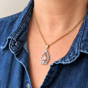 CONTEMPORARY MORGANITE & DIAMOND PENDANT 9ct GOLD