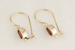 MODERN GARNET EARRINGS 9ct YELLOW GOLD