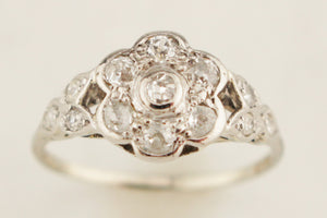 ORIGINAL ART DECO c1920 DIAMOND DAISY RING 18ct WHITE GOLD & PLATINUM