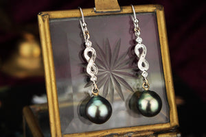 MODERN TAHITIAN PEARL & DIAMOND EARRINGS 18ct WHITE GOLD