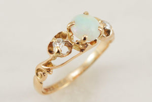 ANTIQUE EDWARDIAN c1915 OPAL & DIAMOND RING 9ct GOLD