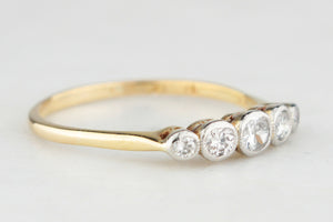 ANTIQUE FIVE-STONE DIAMOND RING c1915 18ct GOLD & PLATINUM