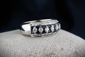 CONTEMPORARY DIAMOND & SAPPHIRE RING 18ct GOLD