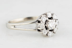 VINTAGE .53ct DIAMOND DAISY RING 14ct GOLD