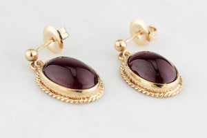 VINTAGE CABOCHON PYROPE GARNET EARRINGS 9ct GOLD