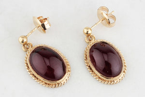 VINTAGE CABOCHON PYROPE GARNET EARRINGS 9ct GOLD