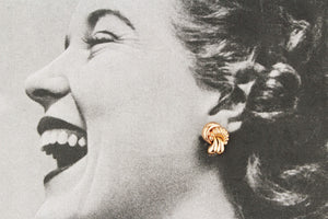VINTAGE c1940 18ct ROSE KNOT EARRINGS