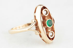 VINTAGE DIAMOND & EMERALD RING 9ct GOLD