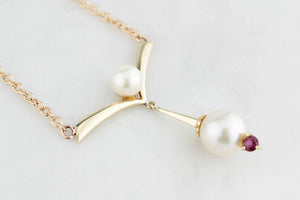 VINTAGE c1940 PEARL & RUBY NECKLACE 14ct GOLD
