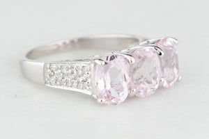 MODERN KUNZITE & DIAMOND TRILOGY RING 9ct WHITE GOLD