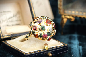 MID-CENTURY H. STERN ‘SPUTNIK’ BOMBE RING 18ct GOLD