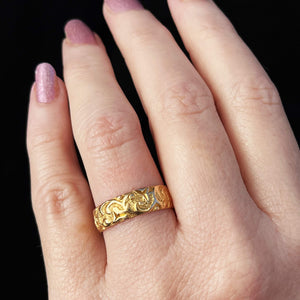 ANTIQUE EDWARDIAN ETCHED 6.17mm BAND 18ct GOLD