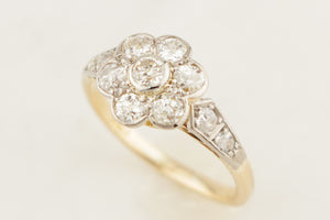 ANTIQUE ART DECO c1920 .70ct DIAMOND DAISY RING 18ct GOLD