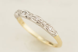 ANTIQUE ART DECO c1920 DIAMOND BAND 18ct GOLD