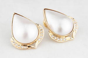 DESIGNER MABE PEARL & DIAMOND STATEMENT EARRINGS 18ct GOLD