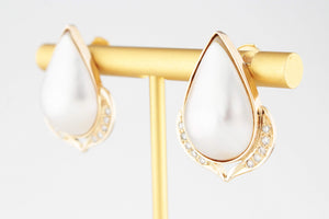 DESIGNER MABE PEARL & DIAMOND STATEMENT EARRINGS 18ct GOLD