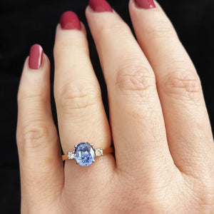 VINTAGE 1.80ct CEYLON SAPPHIRE & DIAMOND RING 18ct GOLD