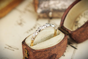 ANTIQUE ART DECO c1920 DIAMOND BAND 18ct GOLD