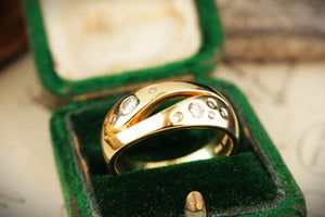 VINTAGE DIAMOND SNAKE BAND 18ct GOLD