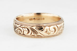 VINTAGE ETCHED BAND 9CT GOLD