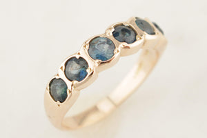 VINTAGE ESTATE SAPPHIRE HALF HOOP 9ct YELLOW GOLD
