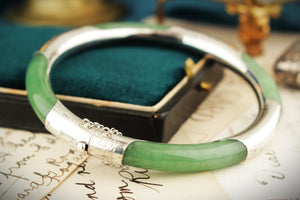 VINTAGE HINGED JADE AND STERLING SILVER BRACELET