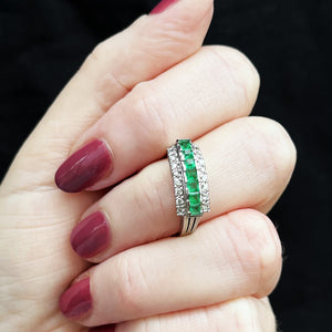 VINTAGE EMERALD & DIAMOND RING PLATINUM