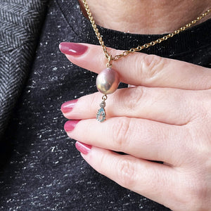 BESPOKE PEARL, AQUAMARINE & DIAMOND PENDANT 18ct GOLD