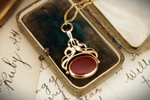 VINTAGE ANTIQUE STYLE BLOODSTONE & CARNELIAN FOB SPINNER 9ct GOLD