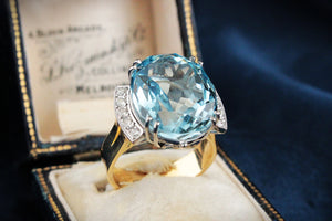 VINTAGE 21ct AQUAMARINE & DIAMOND RING 18ct GOLD