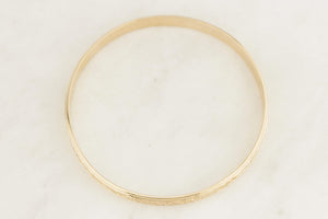 MODERN 20.16g ETCHED BANGLE 9ct GOLD