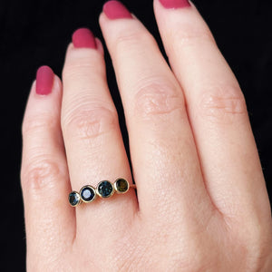 BESPOKE FOUR-STONE SAPPHIRE RING 14ct GOLD