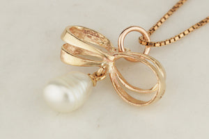 ANTIQUE c1920 SEMI-BAROQUE PEARL BOW PENDANT 9ct GOLD