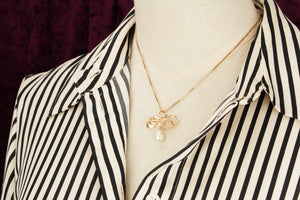 ANTIQUE c1920 SEMI-BAROQUE PEARL BOW PENDANT 9ct GOLD