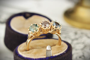 R&V BESPOKE SAPPHIRE TRILOGY RING 9ct YELLOW GOLD