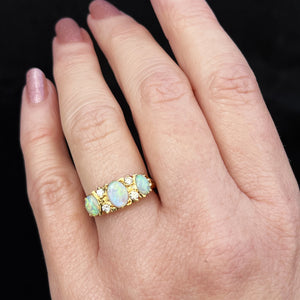 VINTAGE 1975 SOLID OPAL & DIAMOND RING 18ct GOLD