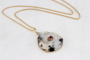 BESPOKE WHITE MOSS AGATE & PINK SAPPHIRE PENDANT 9ct GOLD