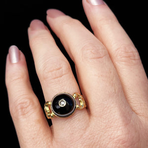 ANTIQUE VICTORIAN BANDED AGATE & DIAMOND MOURNING RING 18ct GOLD