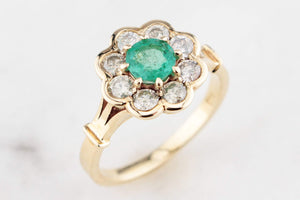EMERALD & DIAMOND CLUSTER RING 14ct GOLD