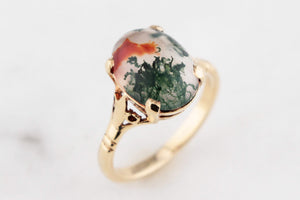 MID-CENTURY MOSS AGATE RING 9ct GOLD