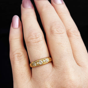 ANTIQUE VICTORIAN 1892 DIAMOND & PEARL RING 18ct GOLD