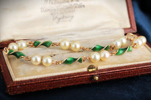 VINTAGE ITALIAN ENAMEL & PEARL BRACELET 18ct GOLD
