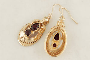 ANTIQUE VICTORIAN c1830 GARNET EARRINGS 9ct GOLD
