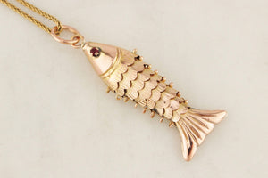 ANTIQUE EDWARDIAN c1900 ARTICULATED RUBY FISH PENDANT 10ct GOLD
