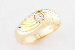 VINTAGE .25ct SOLITAIRE RING 18ct GOLD