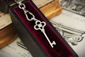 MODERN DIAMOND KEY PENDANT 18ct WHITE GOLD